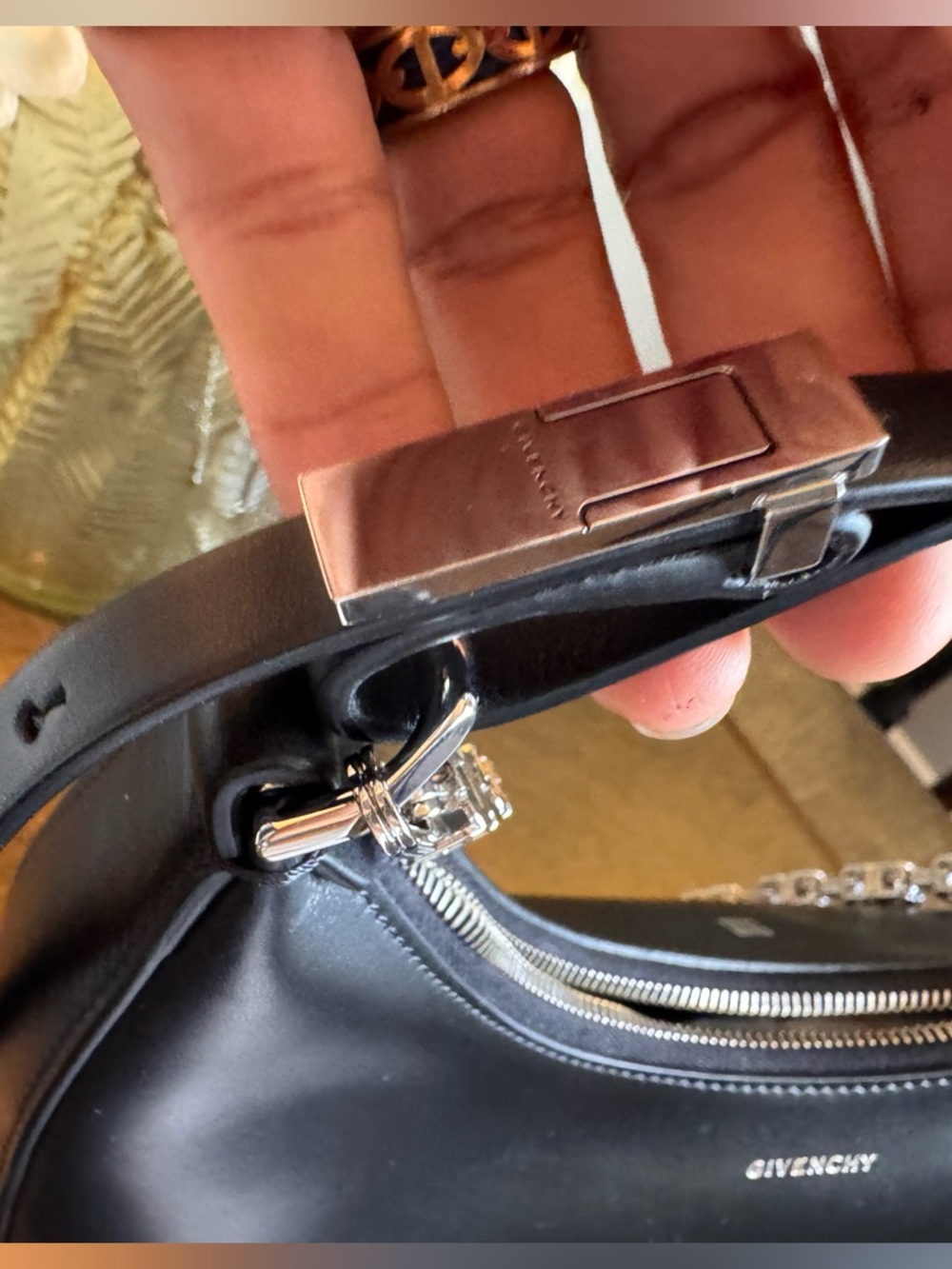 Givenchy bag - Picture 12 of 16